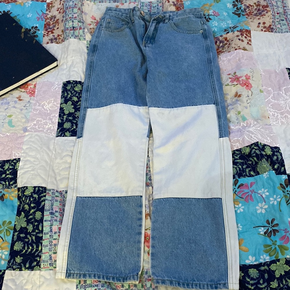 white denim patterned jeans